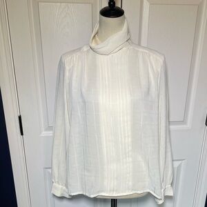 Vintage David Matthews Ivory Turtleneck Silky Blouse Windowpane Size 12